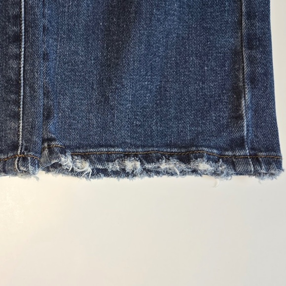 Good American Jeans GPST802T 1331 | Straight Leg | Used, Excellent Condition - Picture 8 of 9